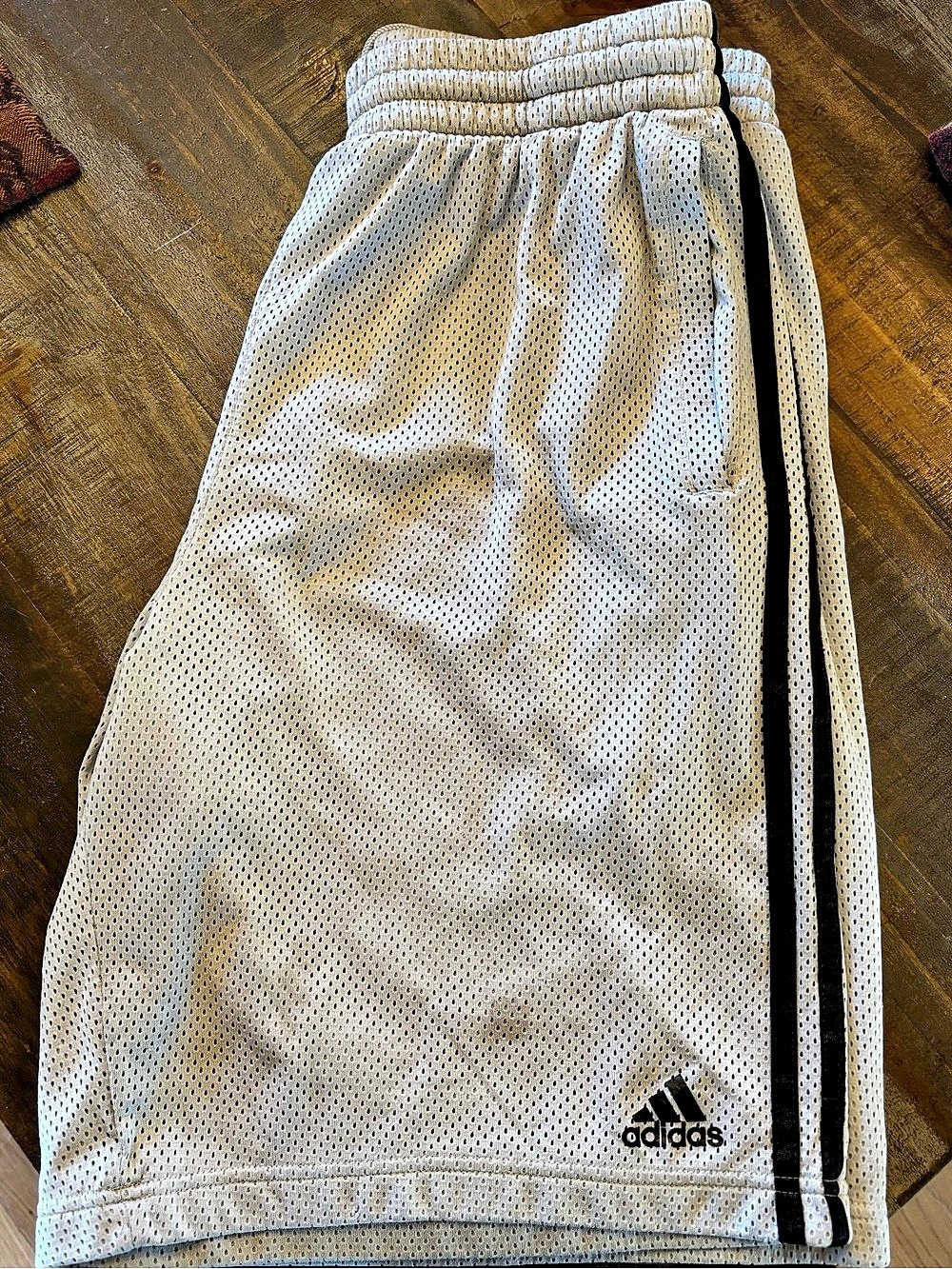 adidas Basketball Mesh Shorts Basketball Shorts in White & Black